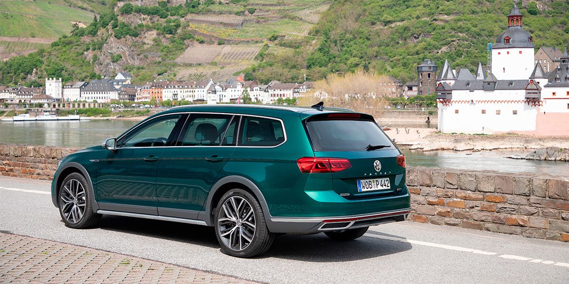 Volkswagen привез в Россию Passat Alltrack
