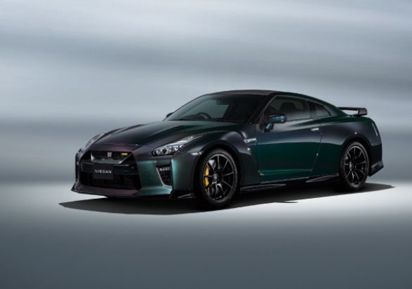 Nissan GT-R получил две новых эксклюзивных версии