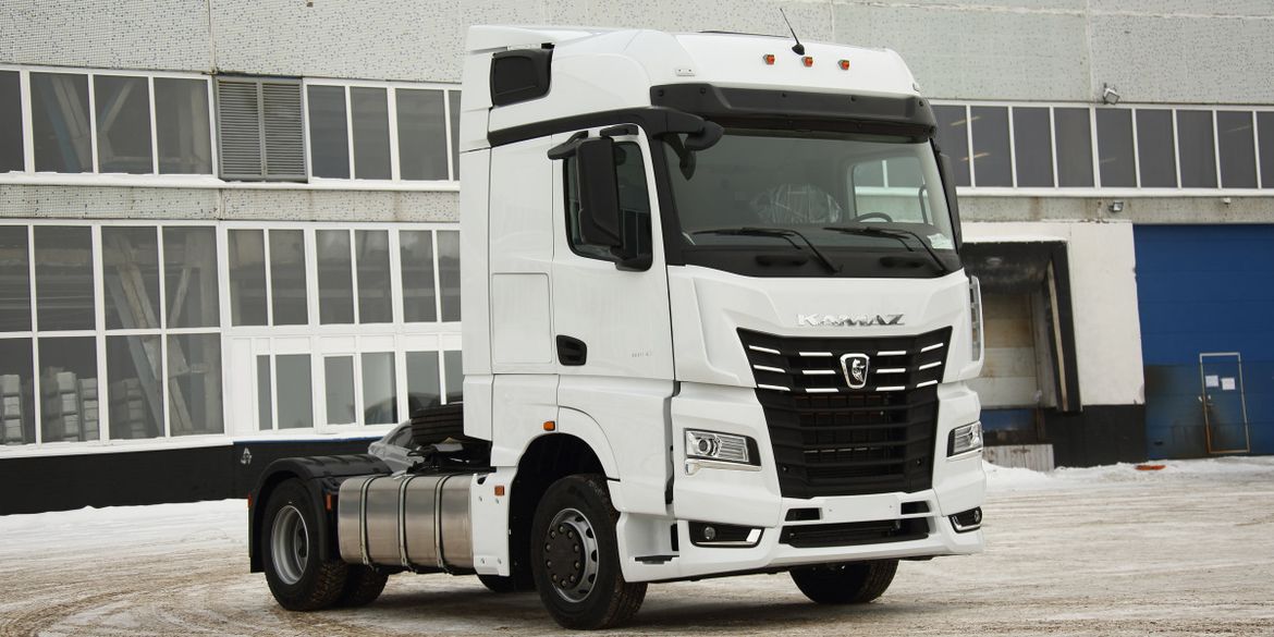Магистральный тягач КАМАЗ поколения К5 начал собираться в Казахстане