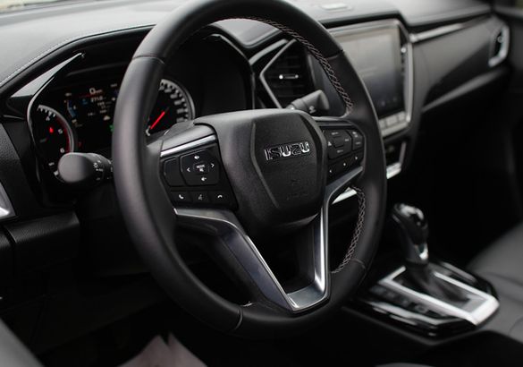 Isuzu D-Max получил версию для сурового бездорожья