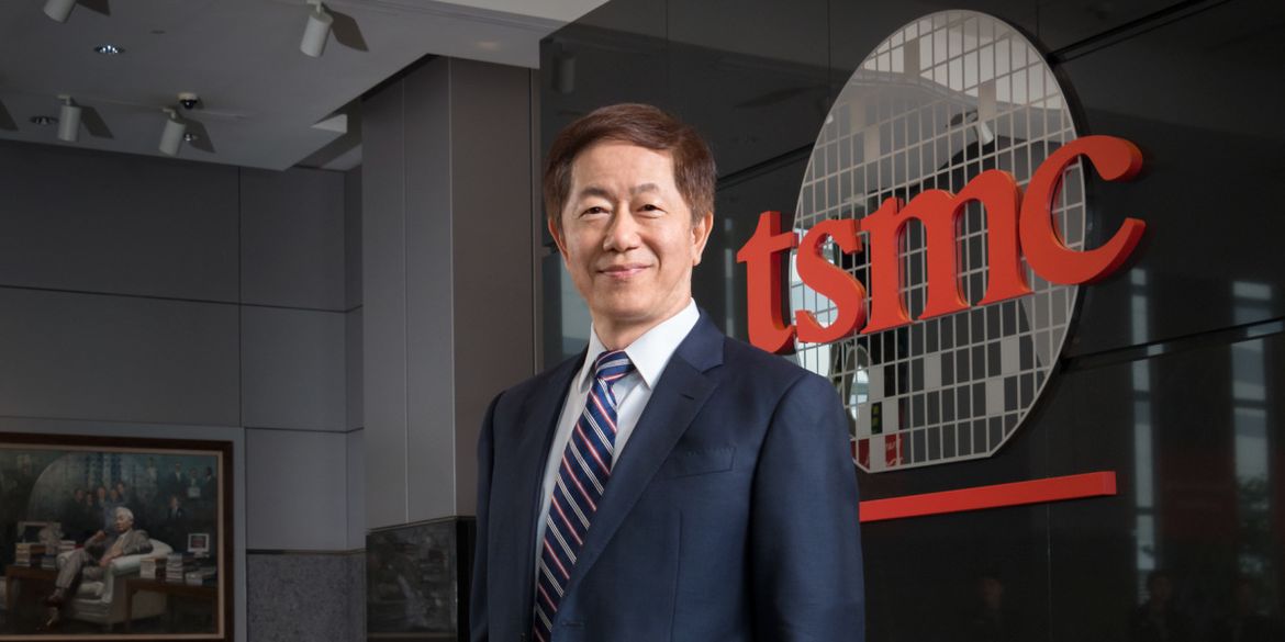 Глава TSMC обвинил посредников в дефиците чипов