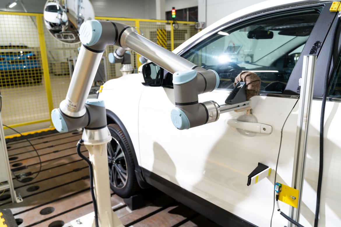 10 лет назад открылся центр по адаптации автомобилей Nissan к России