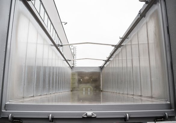 Grunwald выпустила на рынок четырехосную модель алюминиевого самосвального полуприцепа