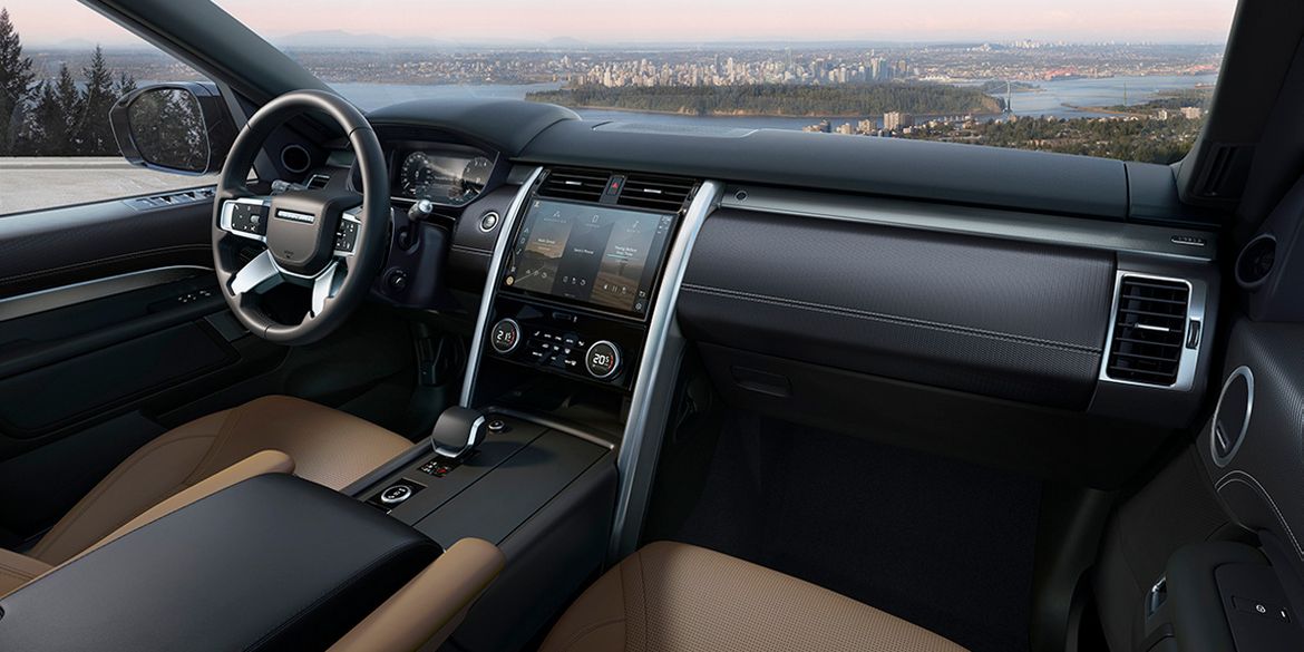 Land Rover представил новую топ-комплектацию для Discovery