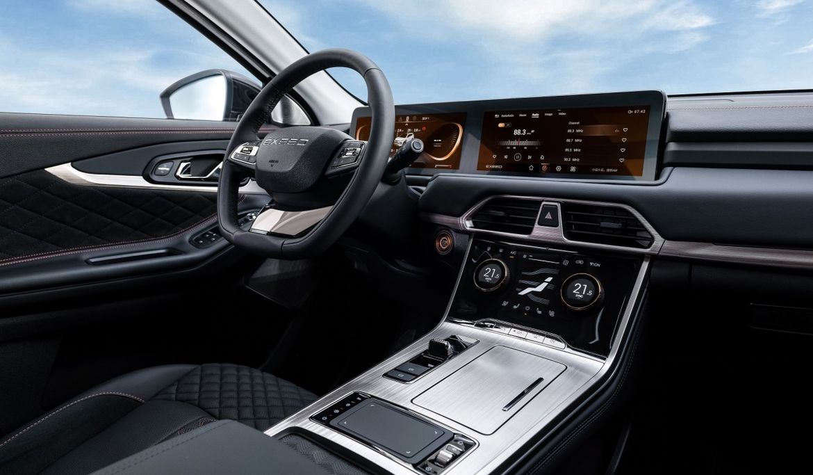 Обновленный Exeed TXL очень скоро появится в России