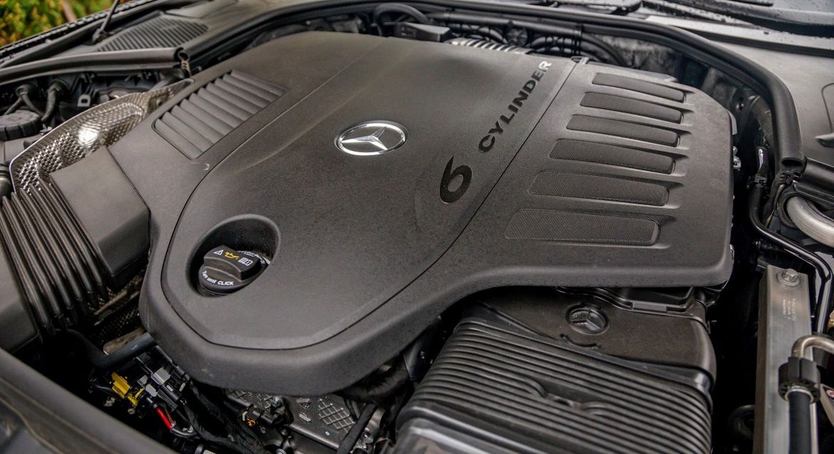 Тест-драйв нового Mercedes-Benz S-Class: полностью оцифрован