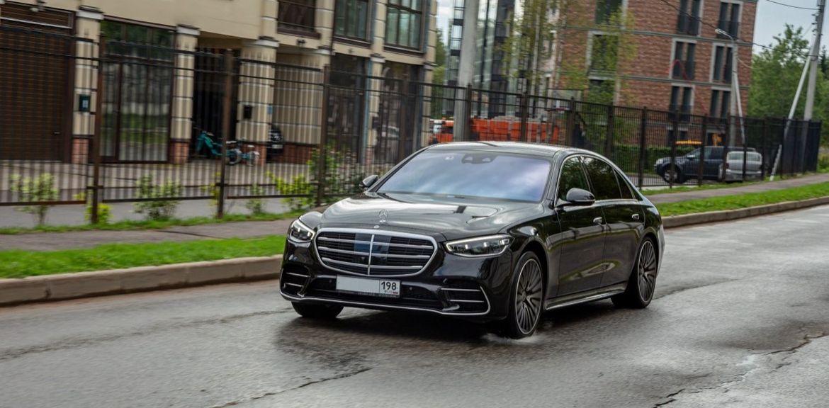 Тест-драйв нового Mercedes-Benz S-Class: полностью оцифрован