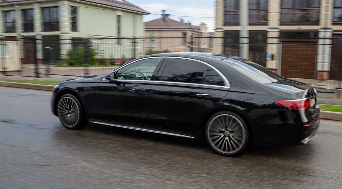 Тест-драйв нового Mercedes-Benz S-Class: полностью оцифрован