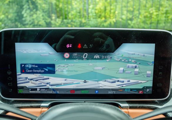 Тест-драйв нового Mercedes-Benz S-Class: полностью оцифрован