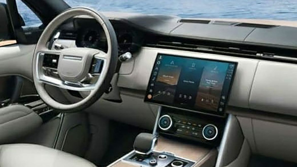 В Сеть утекли фотографии нового Range Rover