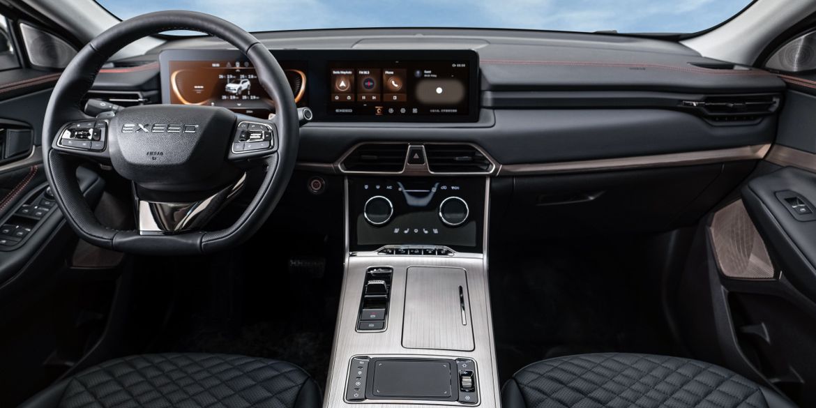 Цены на Exeed TXL попали в Сеть до официальной премьеры
