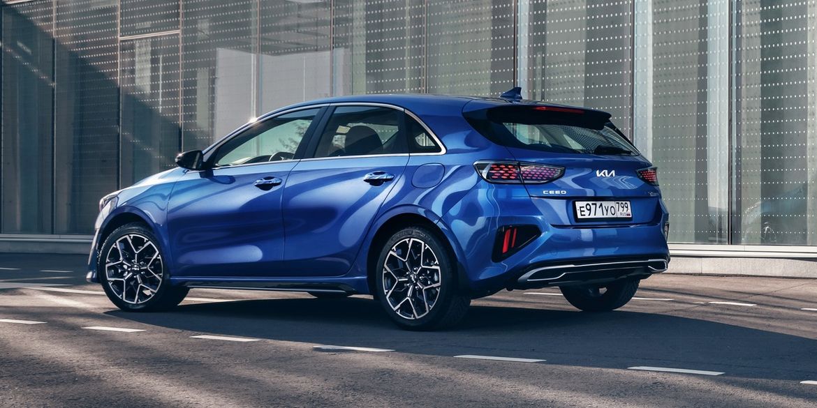 Названы российские цены обновленного Kia Ceed