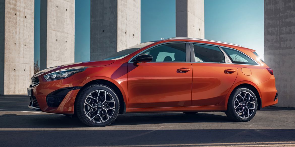 Названы российские цены обновленного Kia Ceed