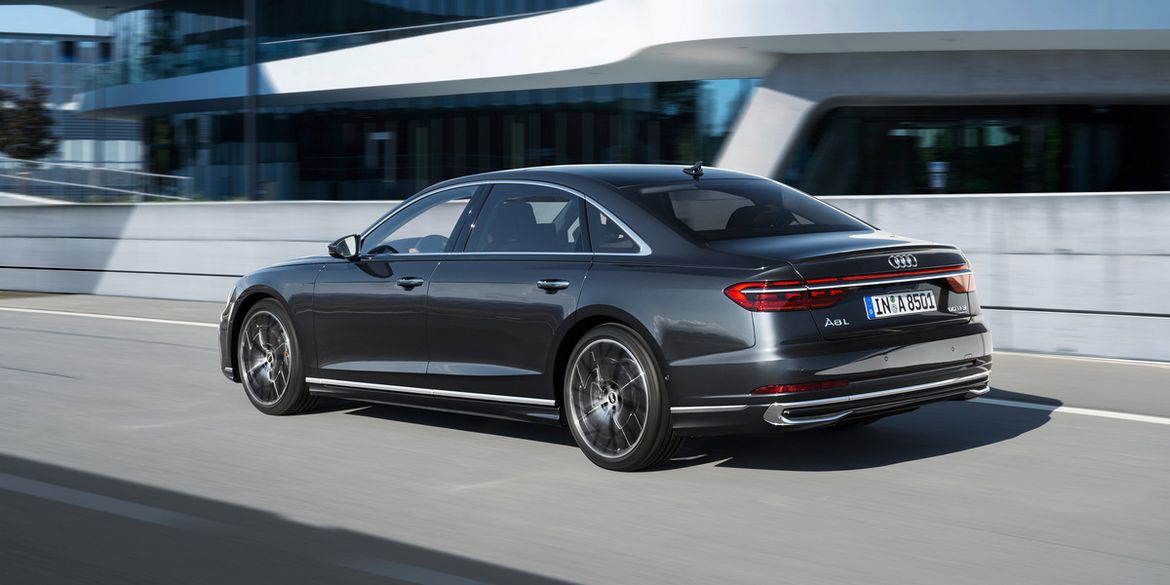 Audi A8 обновился и получил новую эксклюзивную версию