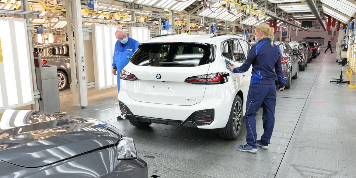 Новый переднеприводный BMW начал собираться в Лейпциге
