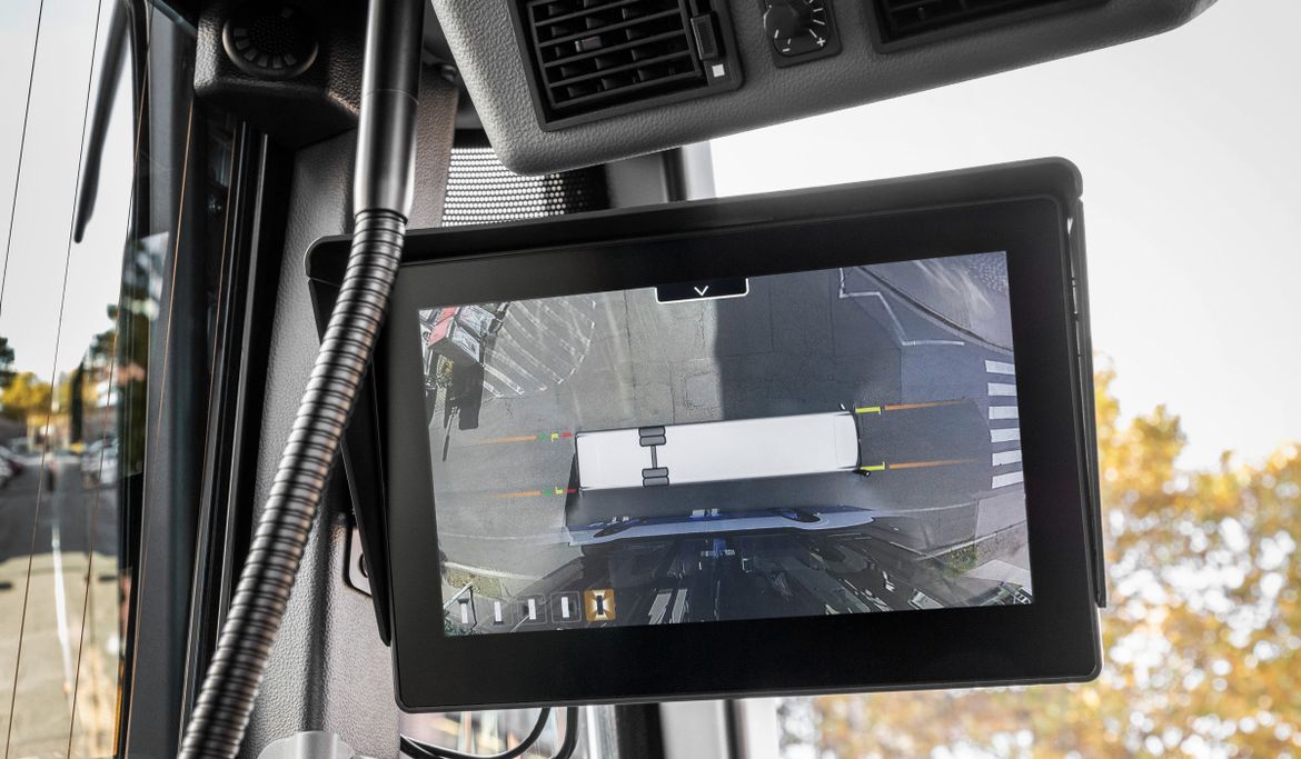 Автобусы Mercedes-Benz и Setra получат камеры кругового обзора