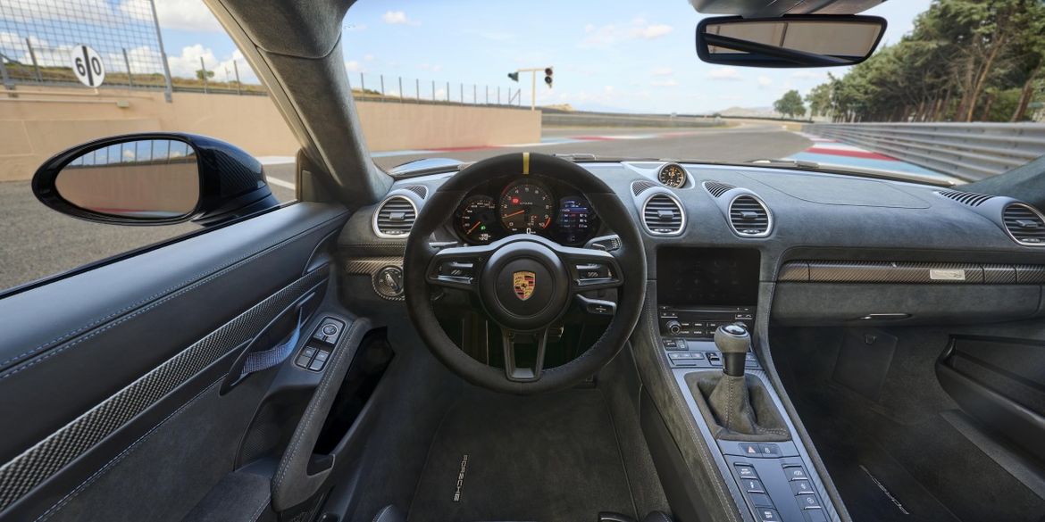 Porsche представил 718 Cayman в двух экстремальных модификациях
