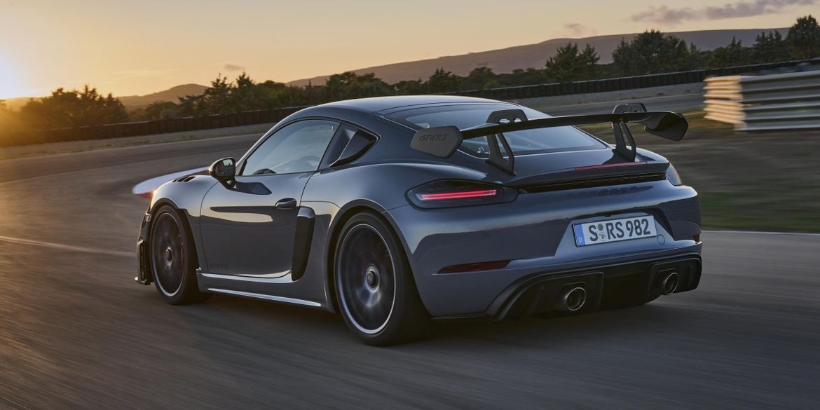 Porsche представил 718 Cayman в двух экстремальных модификациях