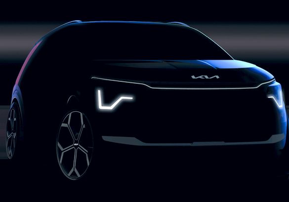 Kia показала первые изображения нового кроссовера Niro