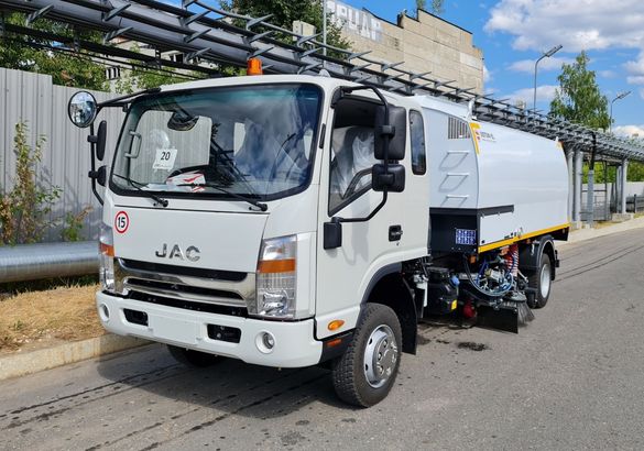 Новый среднетоннажник JAC N90 вышел на российский рынок