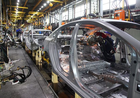 На «Автоторе» началась серийная сборка обновленного Kia Cerato