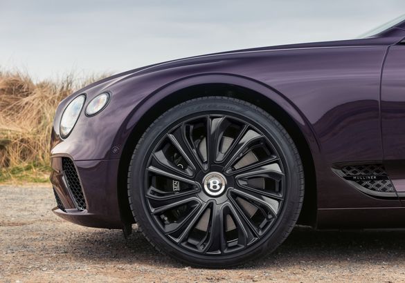 Bentley Continental обзавелся эксклюзивной «черной» версией