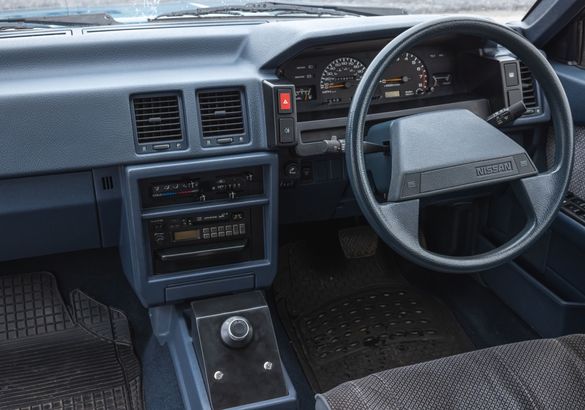 Nissan превратил хэтчбек 1986 года в электромобиль на узлах Leaf