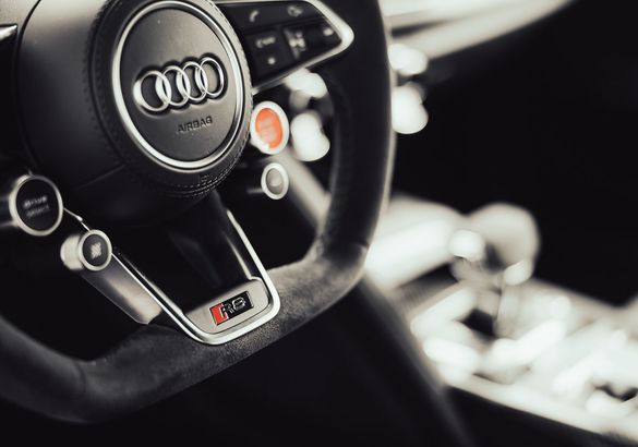 Тест-драйв Audi RS Q8, RS 6 Avant и RS 7 Sportback: 600 оттенков V8