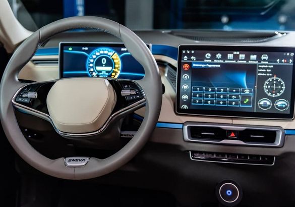 Появились первые изображения российского электромобиля E-Neva