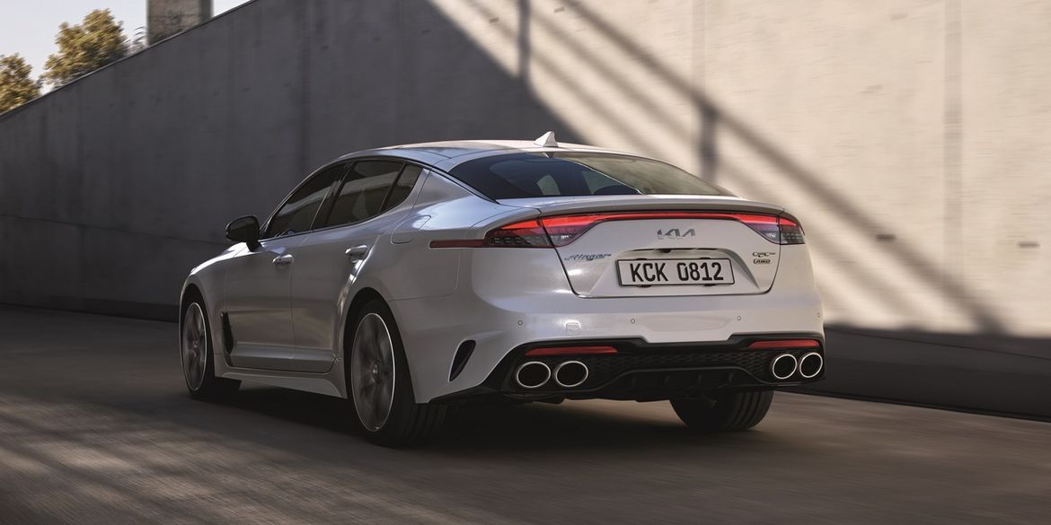 Kia назвала цены на Stinger 2022 модельного года