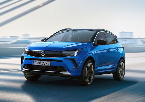 Opel Astra снова будет продаваться в России