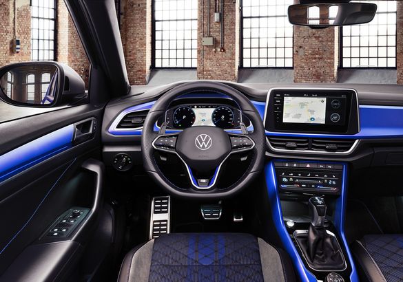 Рестайлинговый Volkswagen T-Roc R оценили в евро