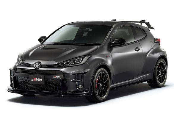 Toyota представила хот-хэтч Yaris GRMN и две спецверсии: для ралли и кольца