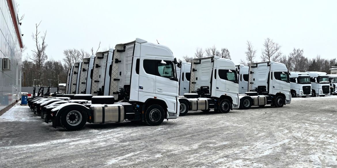 Российский грузоперевозчик закупил десять грузовиков Ford Trucks F-Max