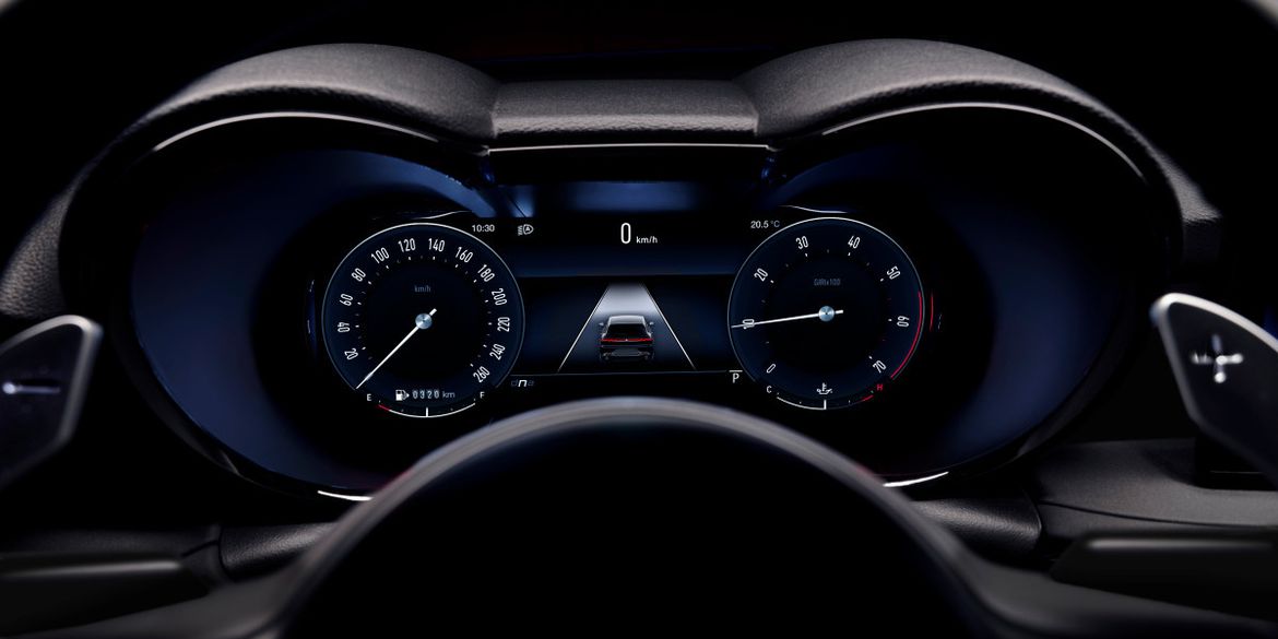 Паркетник Alfa Romeo Tonale стал первым гибридом марки