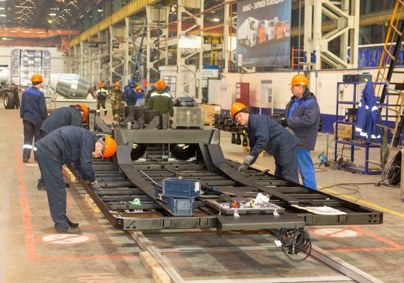 В Туймазах начали собирать шторные полуприцепы для «КАМАЗов»