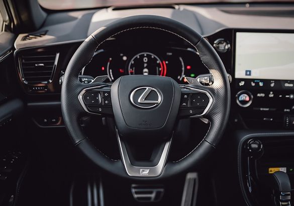 Новый Lexus NX доехал до дилеров