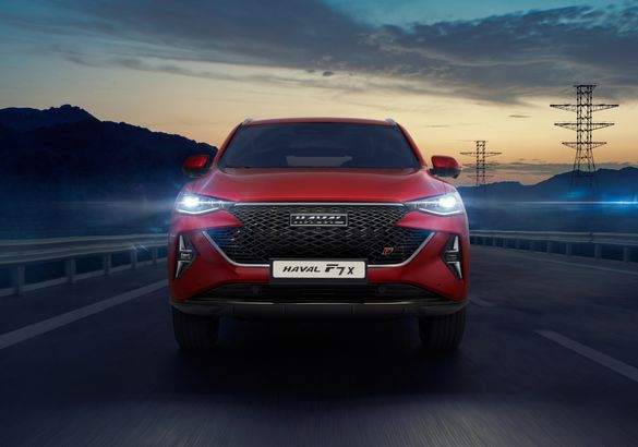 Обновленные кроссоверы Haval F7 и F7x поступили в продажу