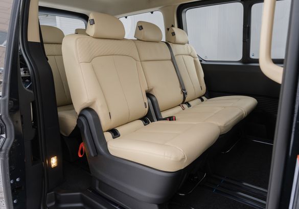 Минивэн и фургон Hyundai Staria представлены в России