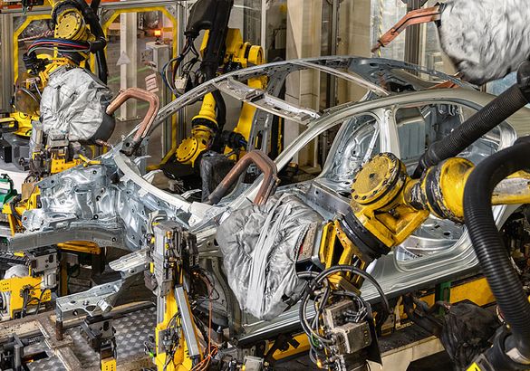 Volkswagen останавливает заводы в России и прекращает поставки машин
