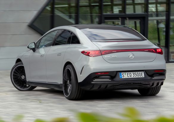 Электрический лифтбек Mercedes-Benz EQE оценили в евро