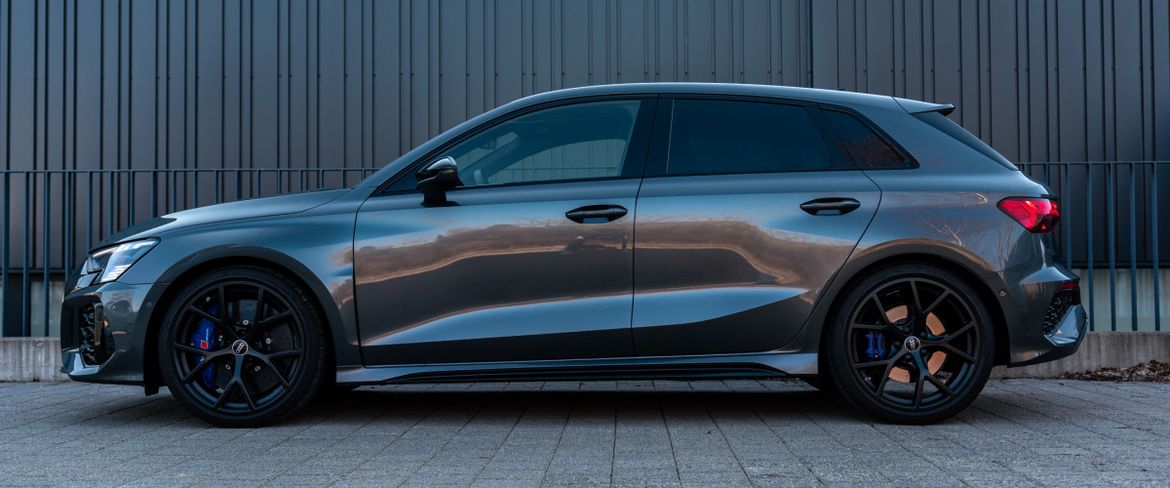 Audi RS 3 разгонится до 300 км/ч с помощью ABT