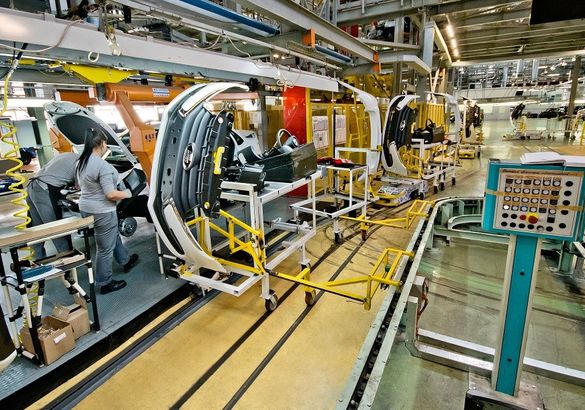 Конвейеры «АВТОВАЗа» будут работать с перебоями из-за нехватки электроники