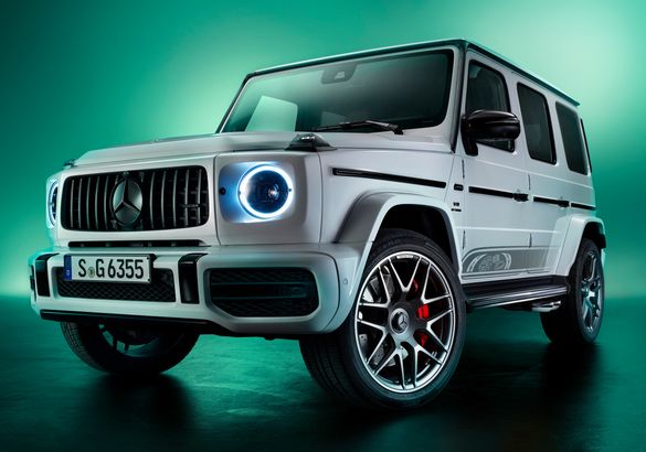 Подразделение Mercedes-AMG отметило 55-летие суперкаром GT Track Series и специальным «Гелендвагеном»