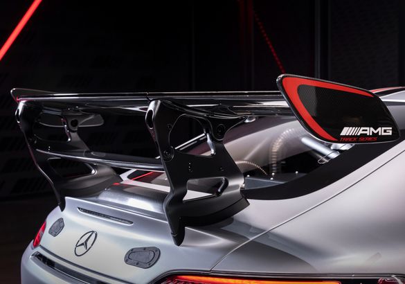 Подразделение Mercedes-AMG отметило 55-летие суперкаром GT Track Series и специальным «Гелендвагеном»