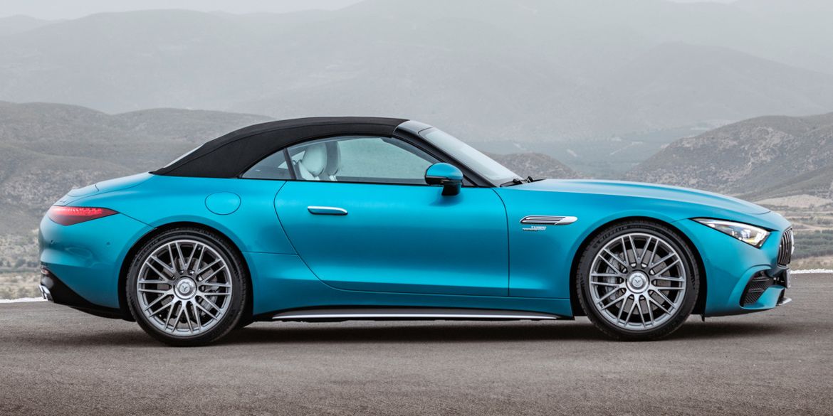 Mercedes-AMG SL впервые получил двухлитровый мотор