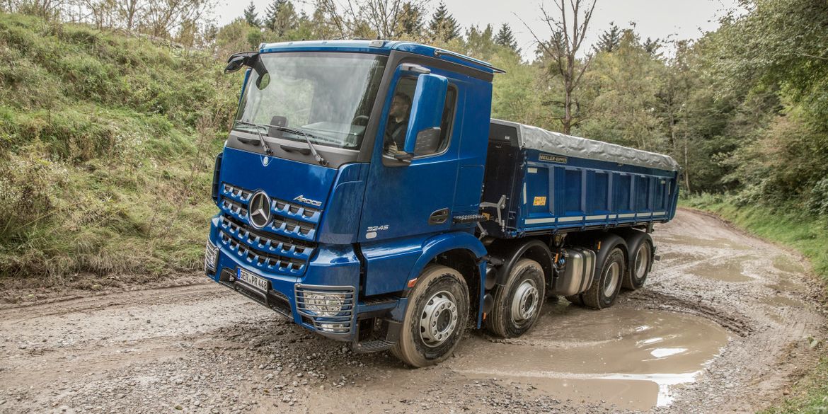 Mercedes-Benz готовит третью итерацию рядной «шестерки» OM 471 для грузовиков