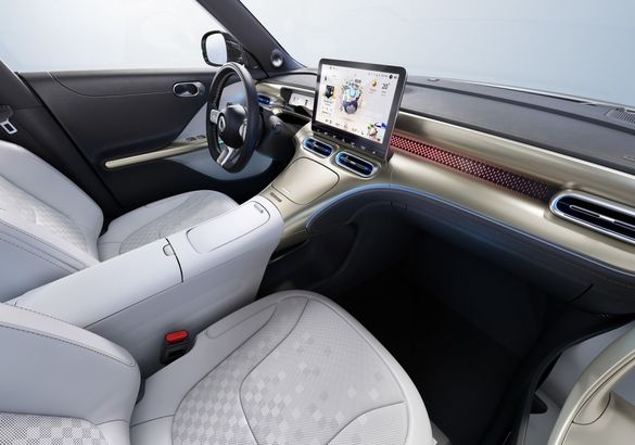 Электрический кроссовер smart #1 стал самым большим, мощным и премиальным автомобилем в истории марки