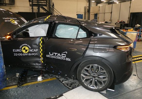 Тесты EuroNCAP: Dacia снова получила одну звезду
