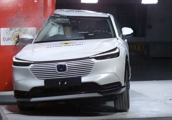 Тесты EuroNCAP: Dacia снова получила одну звезду